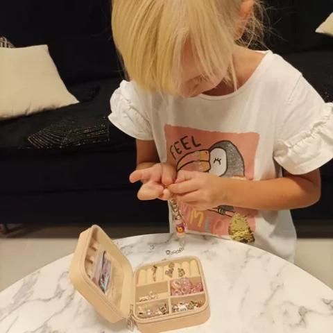 Kruzzel Jewelry Making Kit 22893