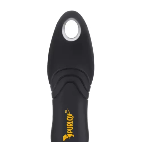 Self-cleaning fur brush