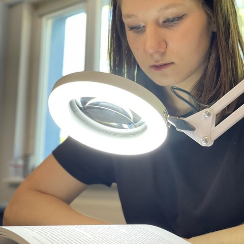 Cosmetic lamp with magnifying glass - white Izoxis 23894