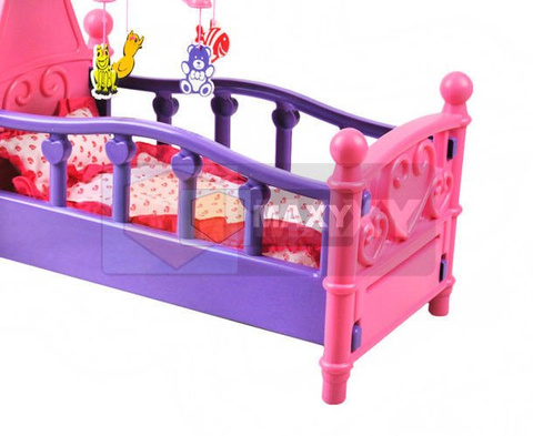 Doll bed