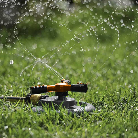 Gardlov 3-arm rotating sprinkler