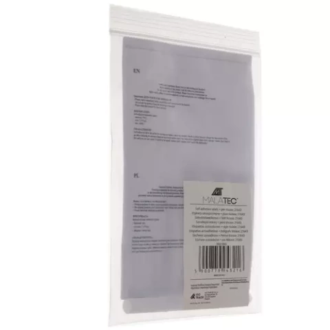 Self-adhesive labels