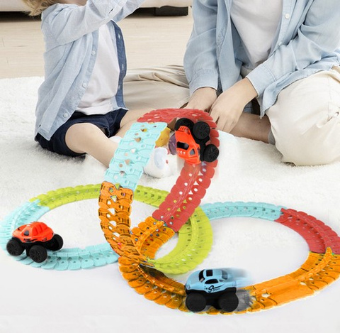 Race track - 193 pieces + car 22461