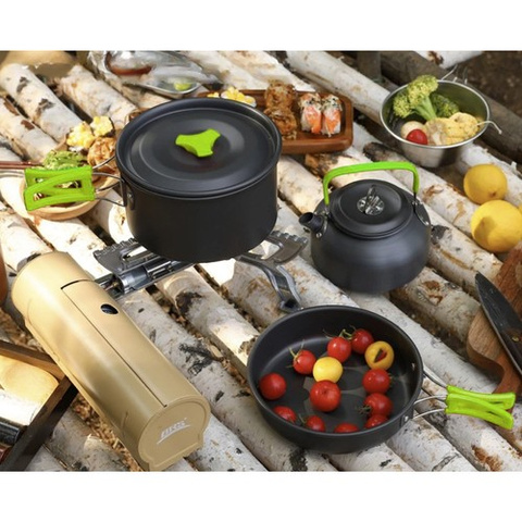 Tourist tableware Trizand 23667 18 pcs.