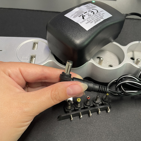 Izoxis 24262 universal power supply