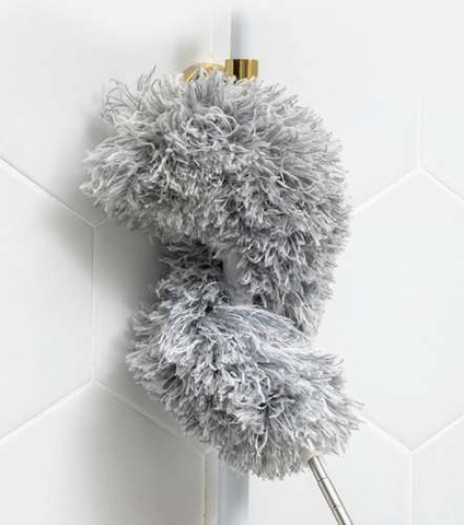 Teleskop-Staubbürste mit zwei Aufsätzen