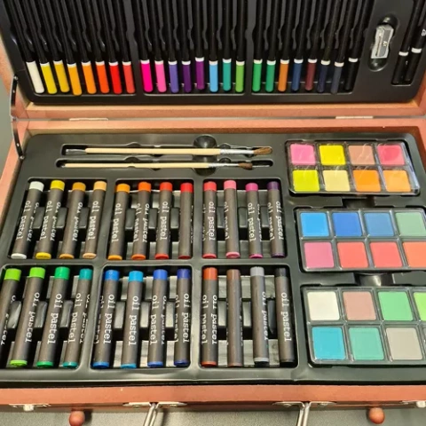 Painting set in a suitcase - 129pcs Maaleo 21644