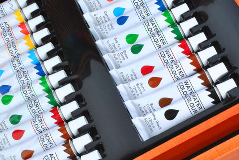 Coffret de peinture 174 pièces dans un étui