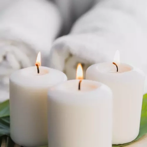 White cylinder candle - set of 8