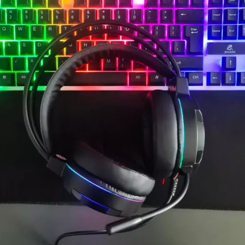 5.1 gaming headset with Dunmoon 19060 microphone