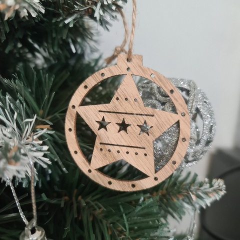 Wooden baubles - 10 pcs