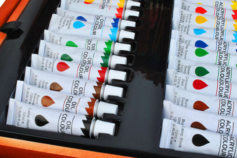 Coffret de peinture 174 pièces dans un étui