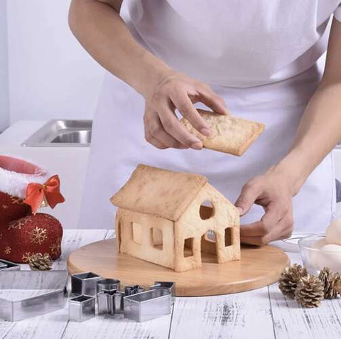 Ruhha's Cottage Cutter Set 22905
