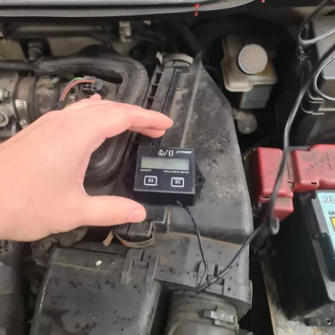 Engine operating hours counter Xtrobb 19926