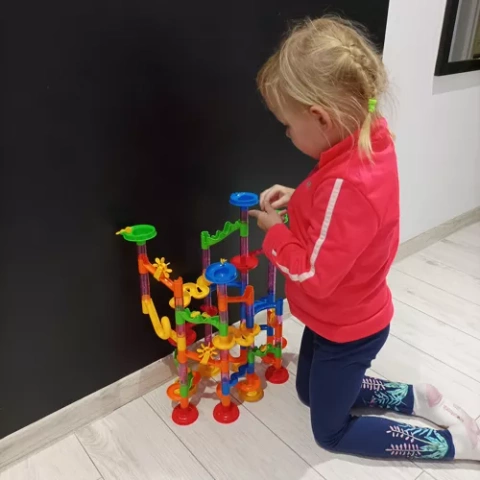 Ball track - slide 23457