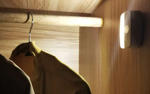 LED Night Light with Motion Sensor Izoxis 22090