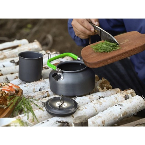 Tourist tableware Trizand 23667 18 pcs.