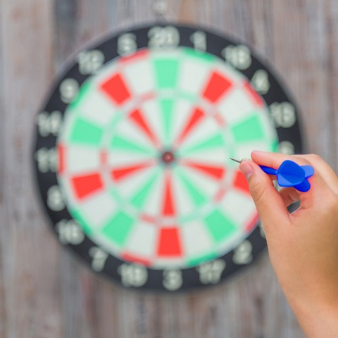 Jeu de fléchettes de 12 pièces + pointes Trizand 21658	