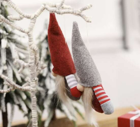 Standing gnome - set of 2 S17238