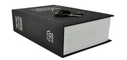 Safe – eine in einem Buch versteckte Box, 18 cm x 11,5 cm