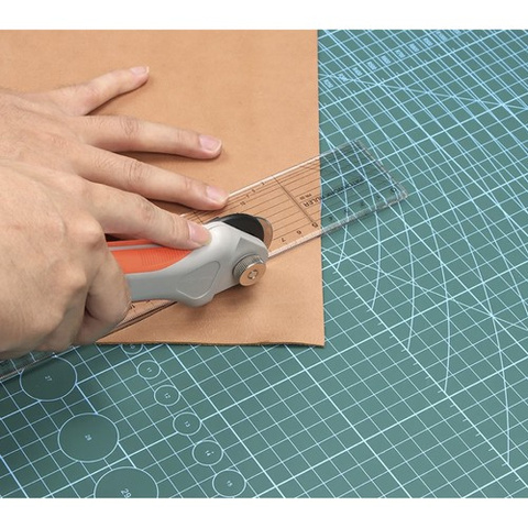 Bigstreen 24340 A2 modeling cutting mat