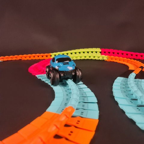 Race track - 193 pieces + car 22461