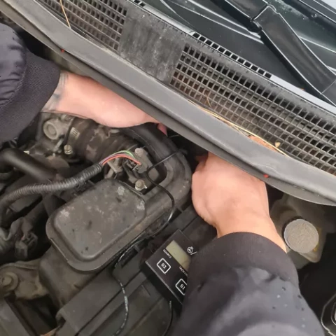 Engine operating hours counter Xtrobb 19926