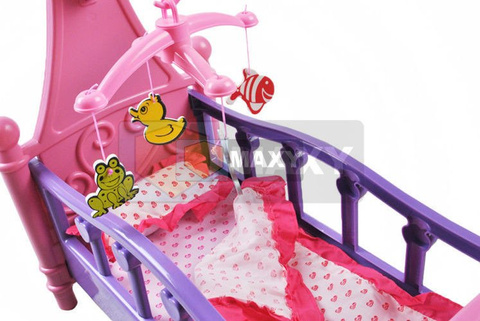 Doll bed