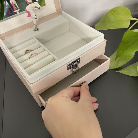Jewelry box/case with music box 22903