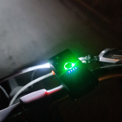 Feu de vélo USB 4T6 + feu arrière 23677