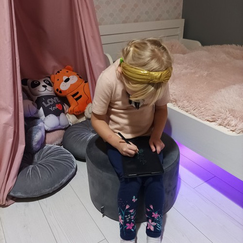 Tablette graphique 8,5" noire KRUZZEL 22454