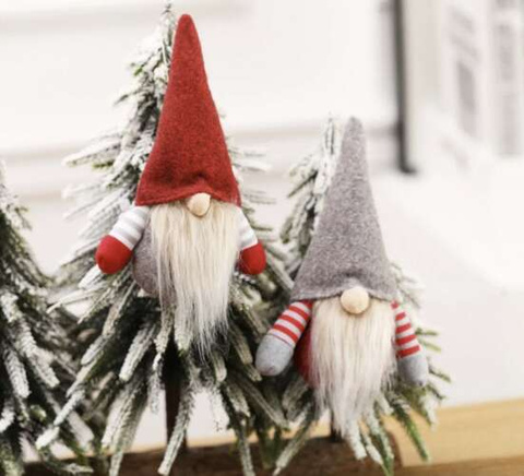 Standing gnome - set of 2 S17238