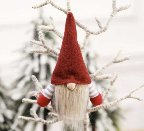 Standing gnome - set of 2 S17238