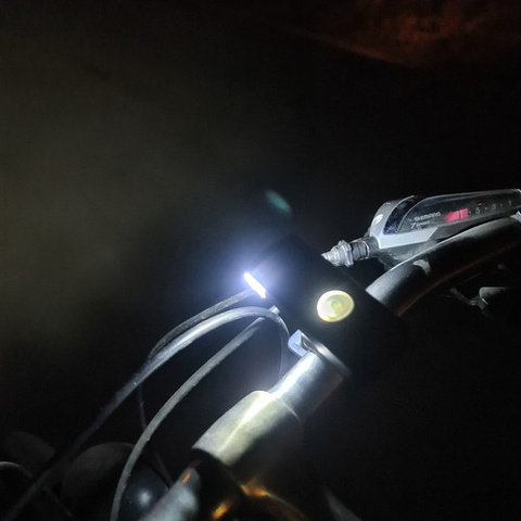 Feu vélo LED USB + feu arrière 23679