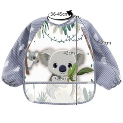 Kruzzel 22255 bib/apron with sleeves