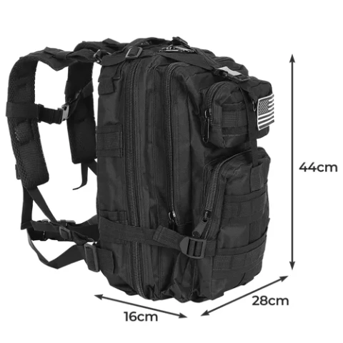 Kleiner schwarzer Militärrucksack