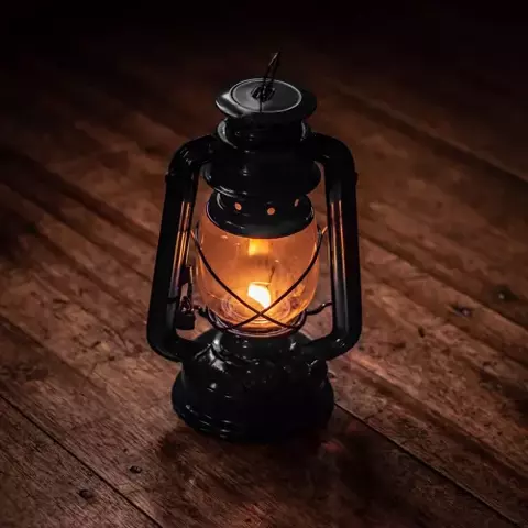 Черная масляная лампа 24см