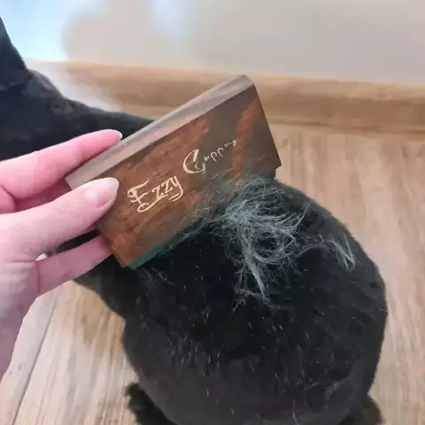 Щетка Ezzy Groom для мягких/жестких волос